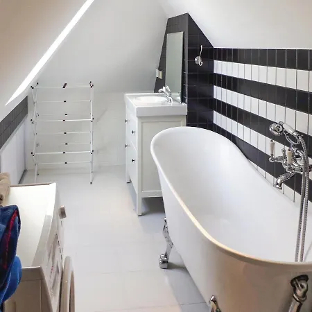 One-bedroom In *