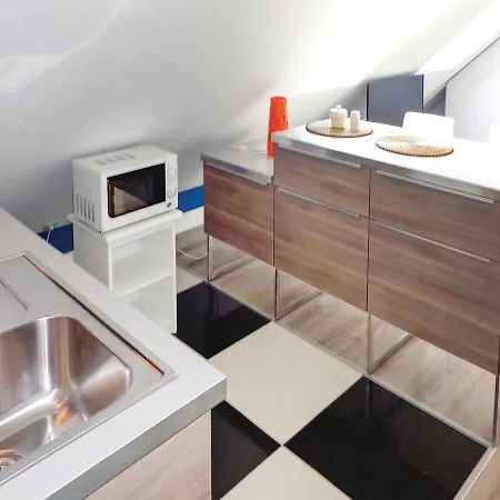 One-bedroom In * Karwia
